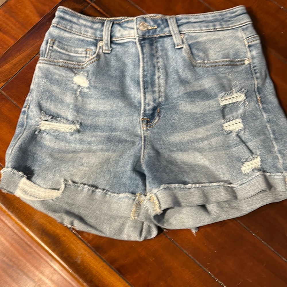 Windsor distressed denim shorts - Picture 1 of 11